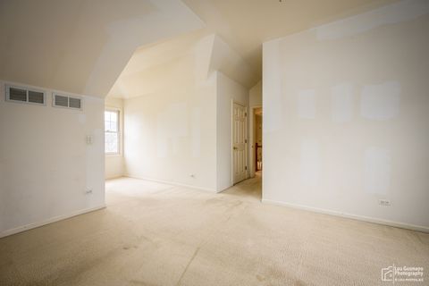 Tiny photo for 16W536 58th Street, Clarendon Hills, IL 60514 (MLS # 12598390)