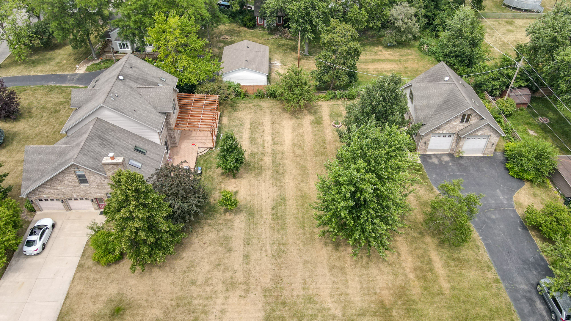 115 E Woodlawn Road