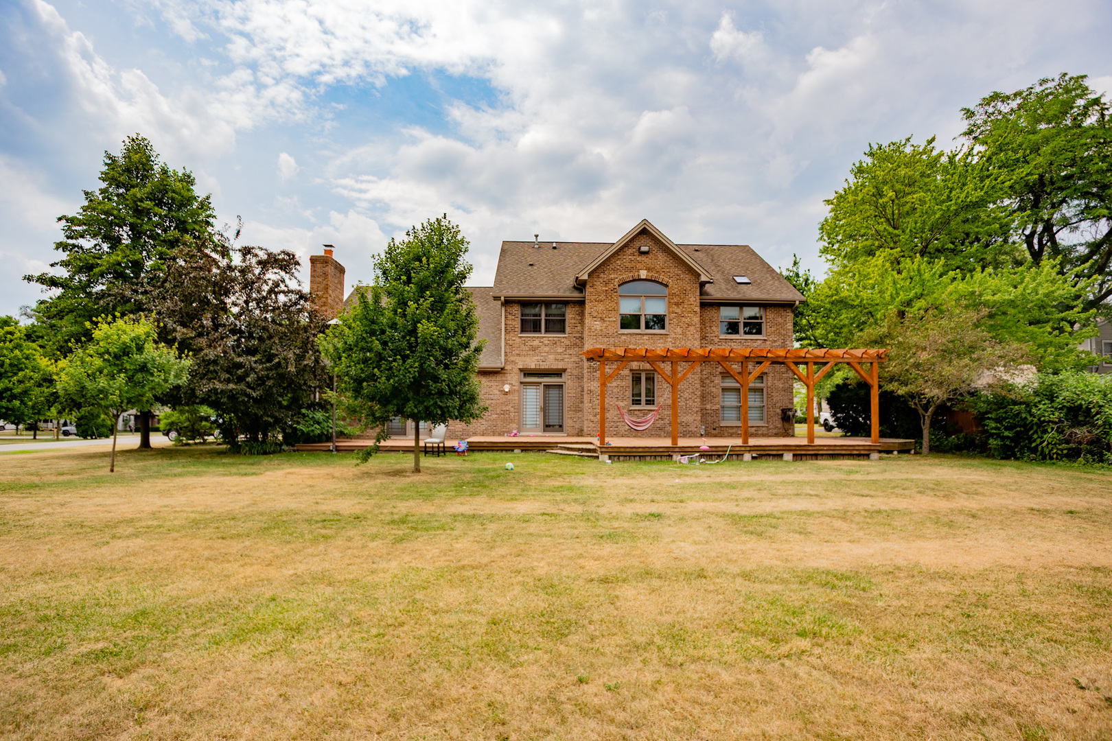 115 E Woodlawn Road
