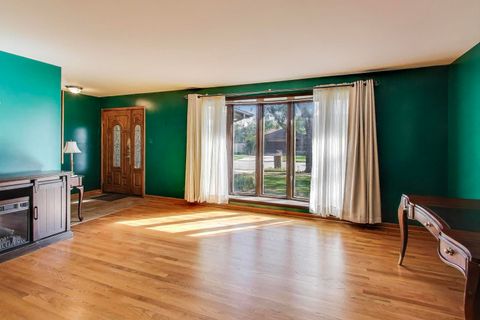 Tiny photo for 858 Academy Avenue, Matteson, IL 60443 (MLS # 12489600)