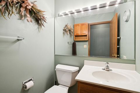 Tiny photo for 1304 Pelican Court, Zion, IL 60099 (MLS # 12486401)