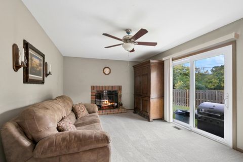 Tiny photo for 1304 Pelican Court, Zion, IL 60099 (MLS # 12486401)