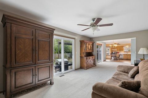 Tiny photo for 1304 Pelican Court, Zion, IL 60099 (MLS # 12486401)