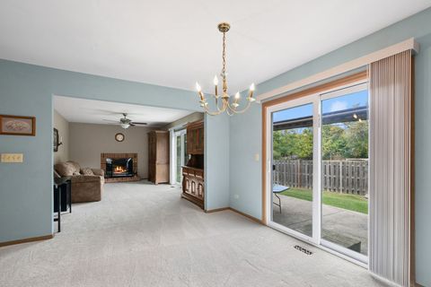 Tiny photo for 1304 Pelican Court, Zion, IL 60099 (MLS # 12486401)