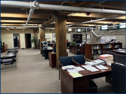 566 W Lake Street 101