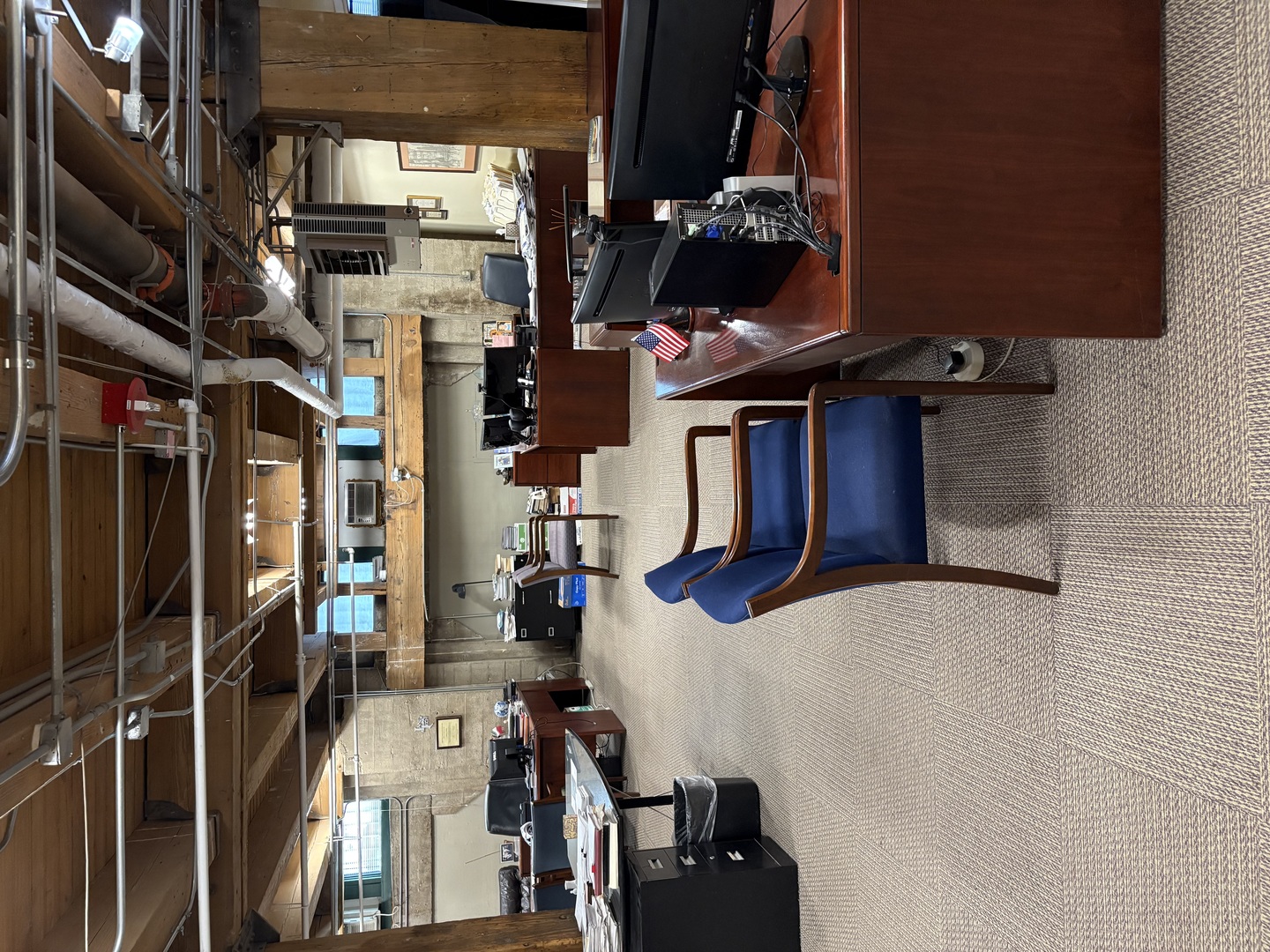 566 W Lake Street 101