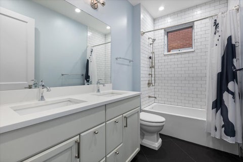 Tiny photo for 3619 N HERMITAGE Avenue, Chicago, IL 60613 (MLS # 12736686)
