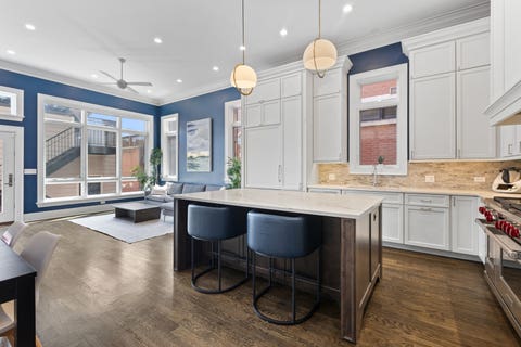 Tiny photo for 3619 N HERMITAGE Avenue, Chicago, IL 60613 (MLS # 12736686)