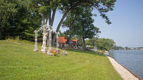 Tiny photo for 701A Hill Drive, Rock Falls, IL 61071 (MLS # 12492308)