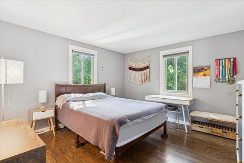 Tiny photo for 430 S Dryden Place, Arlington Heights, IL 60005 (MLS # 12482040)