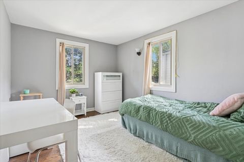 Tiny photo for 430 S Dryden Place, Arlington Heights, IL 60005 (MLS # 12482040)