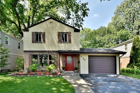 Photo of 430 S Dryden Place, Arlington Heights, IL 60005 (MLS # 12482040) Photo of 430 S Dryden Place, Arlington Heights, IL 60005 (MLS # 12482040)