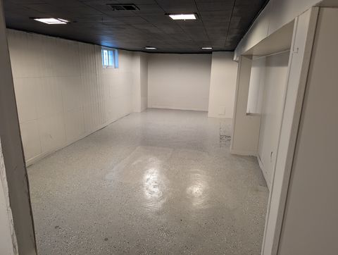 Tiny photo for 8936 S Ridgeland Avenue, Chicago, IL 60617 (MLS # 12490017)