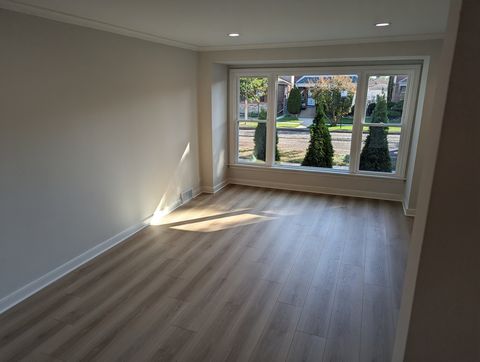 Tiny photo for 8936 S Ridgeland Avenue, Chicago, IL 60617 (MLS # 12490017)