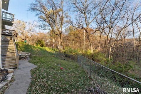 Tiny photo for 337 5TH Street Court, Silvis, IL 61282 (MLS # QC4269409)