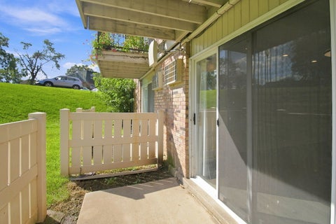 Tiny photo for 9986 S 84th Terrace #103, Palos Hills, IL 60465 (MLS # 12736612)