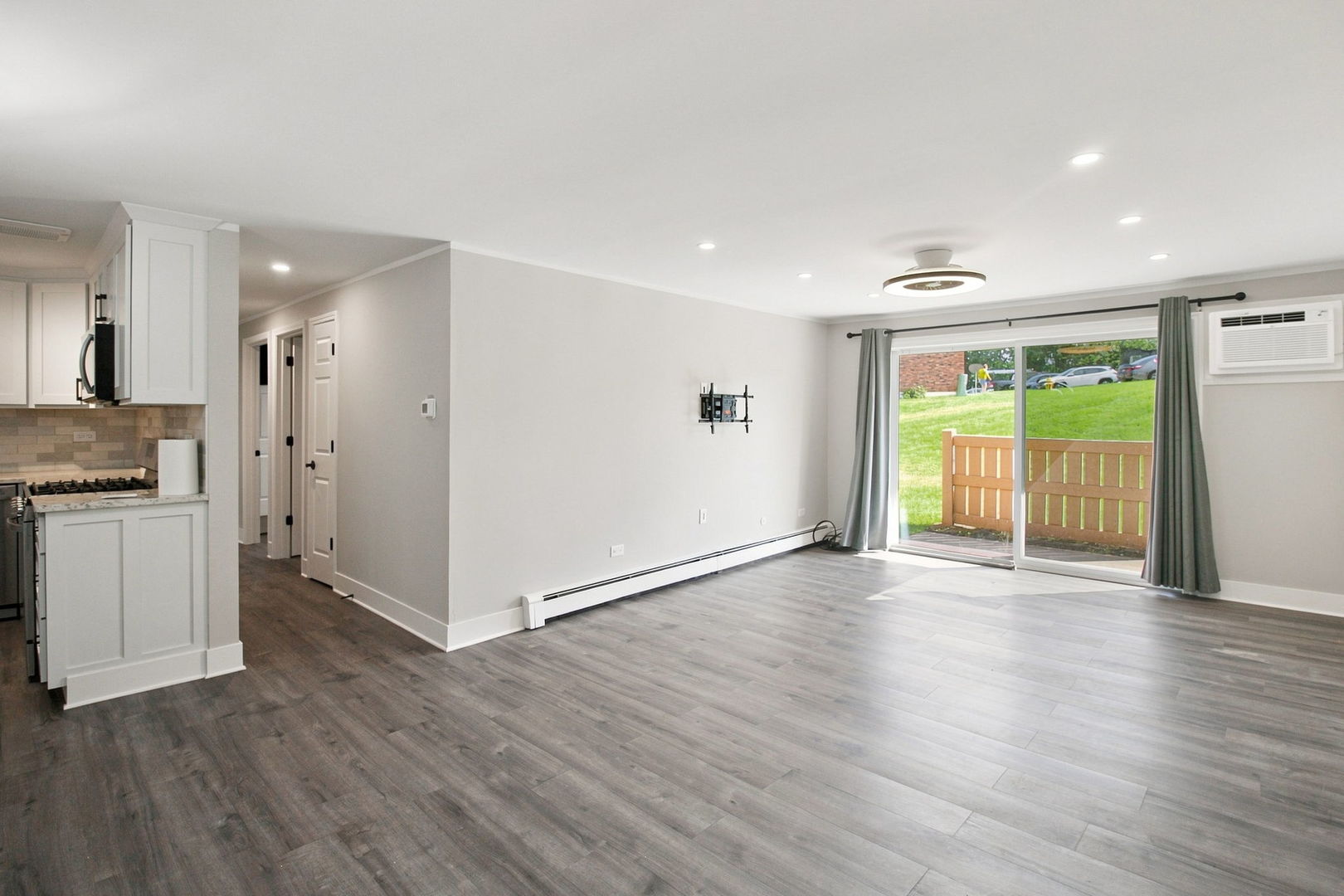 9986 S 84th Terrace 103