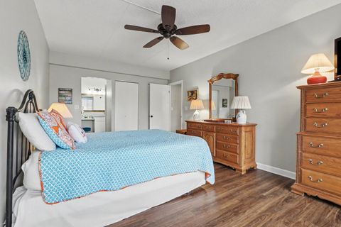 Tiny photo for 1423 Woodbridge Road #1E, Joliet, IL 60436 (MLS # 12571965)