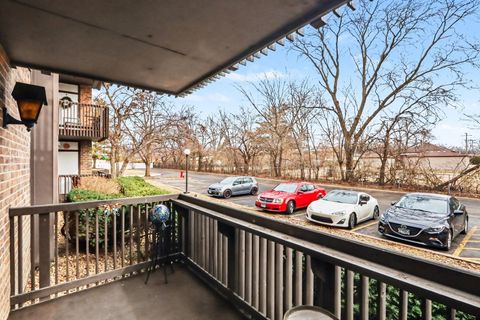 Tiny photo for 1423 Woodbridge Road #1E, Joliet, IL 60436 (MLS # 12571965)