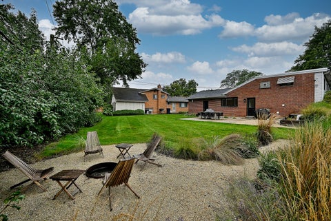 Tiny photo for 326 E Huntington Lane, Elmhurst, IL 60126 (MLS # 12774809)