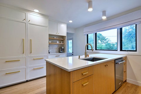 Tiny photo for 326 E Huntington Lane, Elmhurst, IL 60126 (MLS # 12774809)