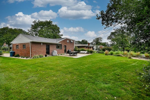 Tiny photo for 326 E Huntington Lane, Elmhurst, IL 60126 (MLS # 12774809)