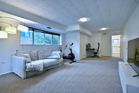 Tiny photo for 326 E Huntington Lane, Elmhurst, IL 60126 (MLS # 12774809)