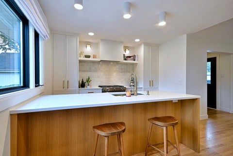 Tiny photo for 326 E Huntington Lane, Elmhurst, IL 60126 (MLS # 12774809)