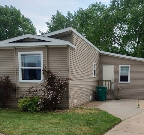 1178 Candida Road Elgin IL 60123