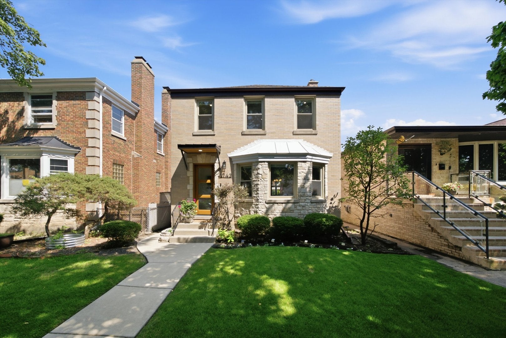 1743 N 75th Court