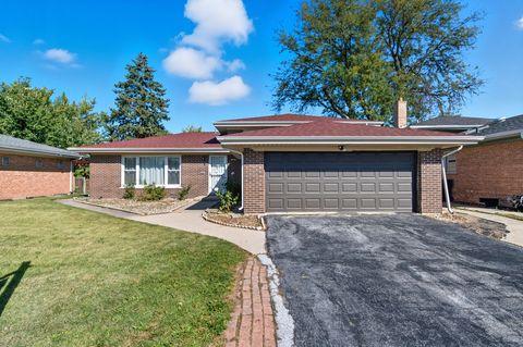 Tiny photo for 452 E 167th Street, South Holland, IL 60473 (MLS # 12489432)