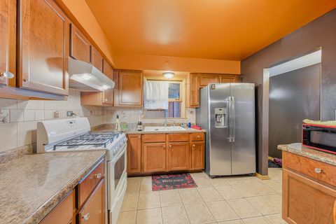 Tiny photo for 452 E 167th Street, South Holland, IL 60473 (MLS # 12489432)