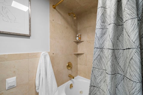 Tiny photo for 6005 Bishops Place, St.louis, MO 63109 (MLS # 12766358)