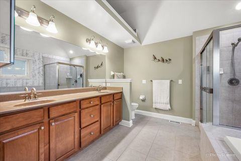 Tiny photo for 631 Bennett Drive, North Aurora, IL 60542 (MLS # 12502739)