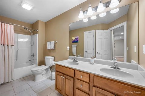 Tiny photo for 631 Bennett Drive, North Aurora, IL 60542 (MLS # 12502739)