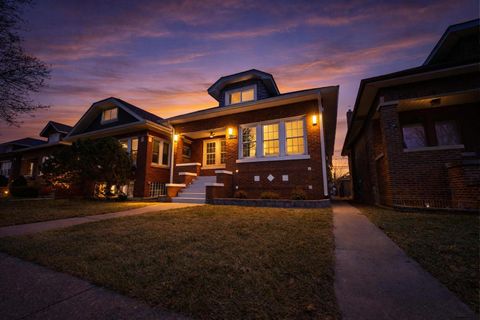 Tiny photo for 1445 East Avenue, Berwyn, IL 60402 (MLS # 12540118)