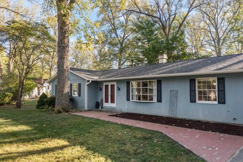Tiny photo for 1108 Riverside Court, Mahomet, IL 61853 (MLS # 12660446)