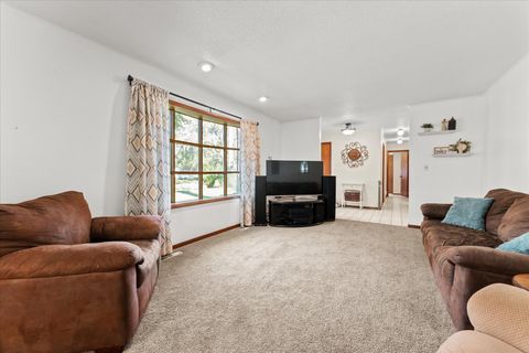 Tiny photo for 1108 Riverside Court, Mahomet, IL 61853 (MLS # 12660446)