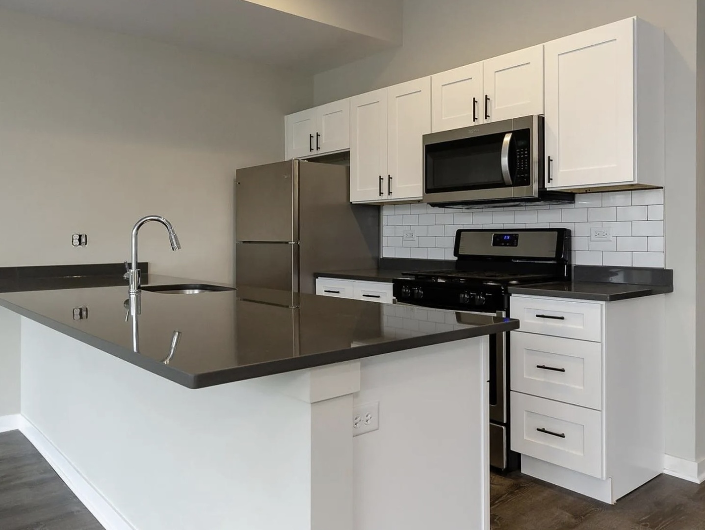 2325 S California Avenue