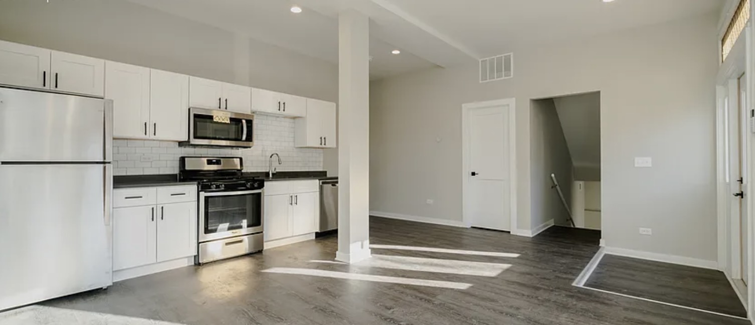 2325 S California Avenue