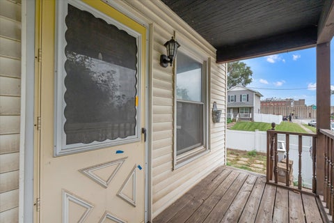 Tiny photo for 243 S Pine Street, Davenport, IA 52802 (MLS # 12755572)
