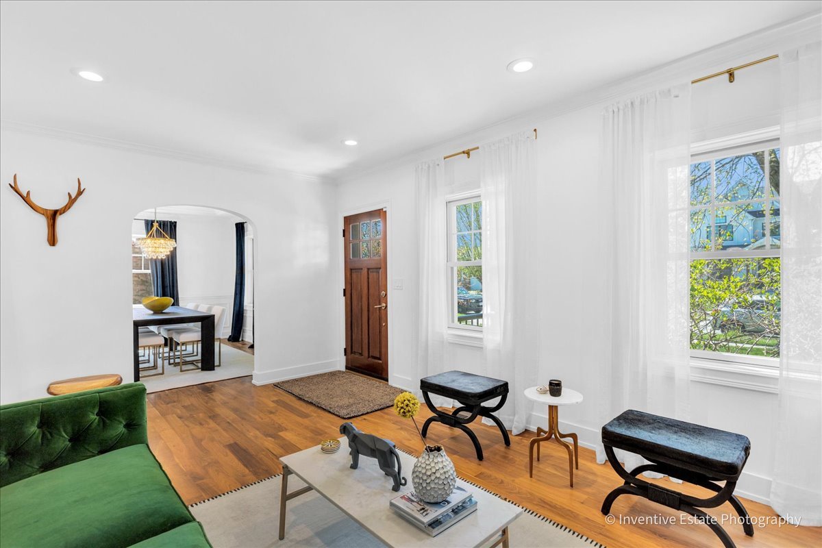 305 N Clinton Avenue