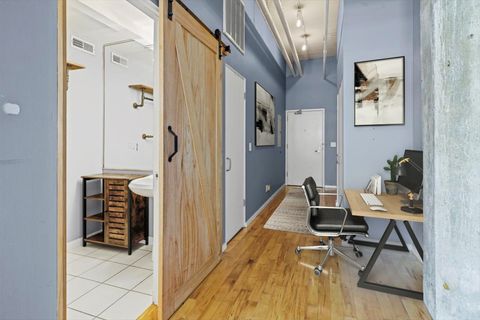 Tiny photo for 1528 S Wabash Avenue #606, Chicago, IL 60605 (MLS # 12494092)