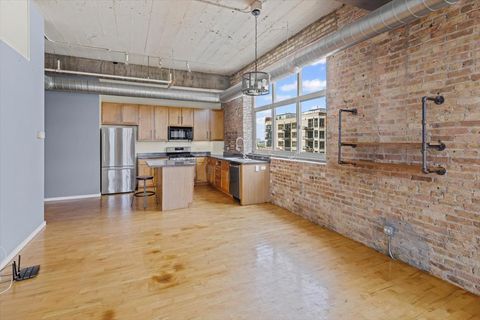 Tiny photo for 1528 S Wabash Avenue #606, Chicago, IL 60605 (MLS # 12494092)