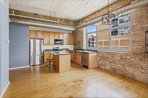 Tiny photo for 1528 S Wabash Avenue #606, Chicago, IL 60605 (MLS # 12494092)