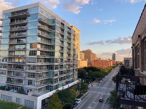 Tiny photo for 1528 S Wabash Avenue #606, Chicago, IL 60605 (MLS # 12494092)