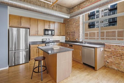 Tiny photo for 1528 S Wabash Avenue #606, Chicago, IL 60605 (MLS # 12494092)