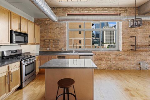 Tiny photo for 1528 S Wabash Avenue #606, Chicago, IL 60605 (MLS # 12494092)