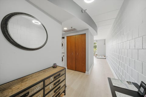 Tiny photo for 1100 W Montrose Avenue #502, Chicago, IL 60613 (MLS # 12759198)