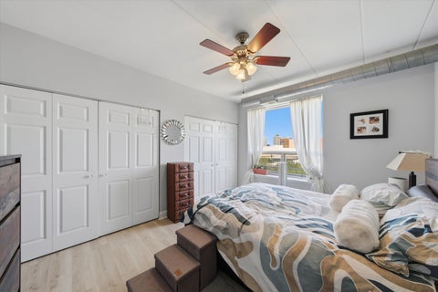 Tiny photo for 1100 W Montrose Avenue #502, Chicago, IL 60613 (MLS # 12759198)
